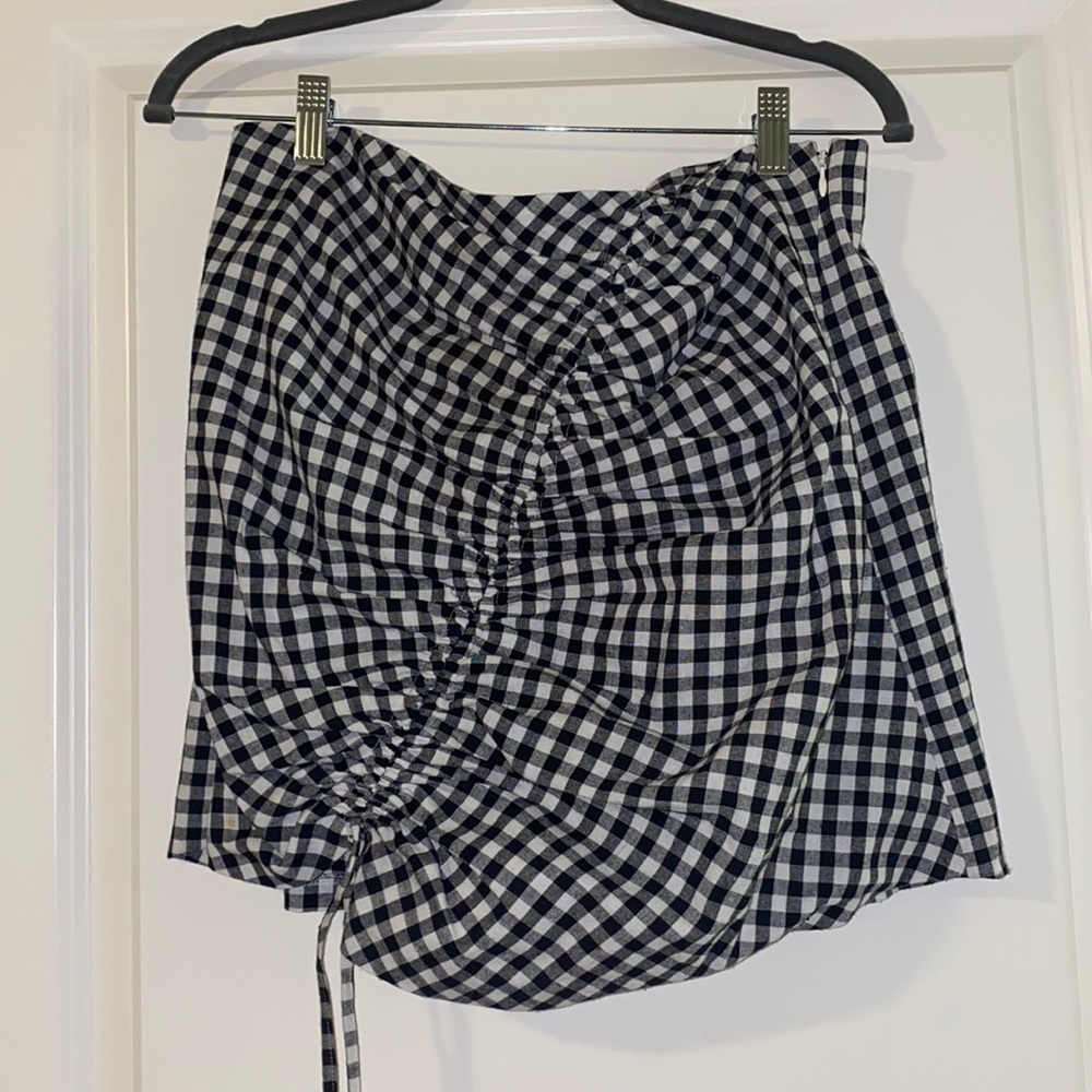 black & white gingham skirt size L